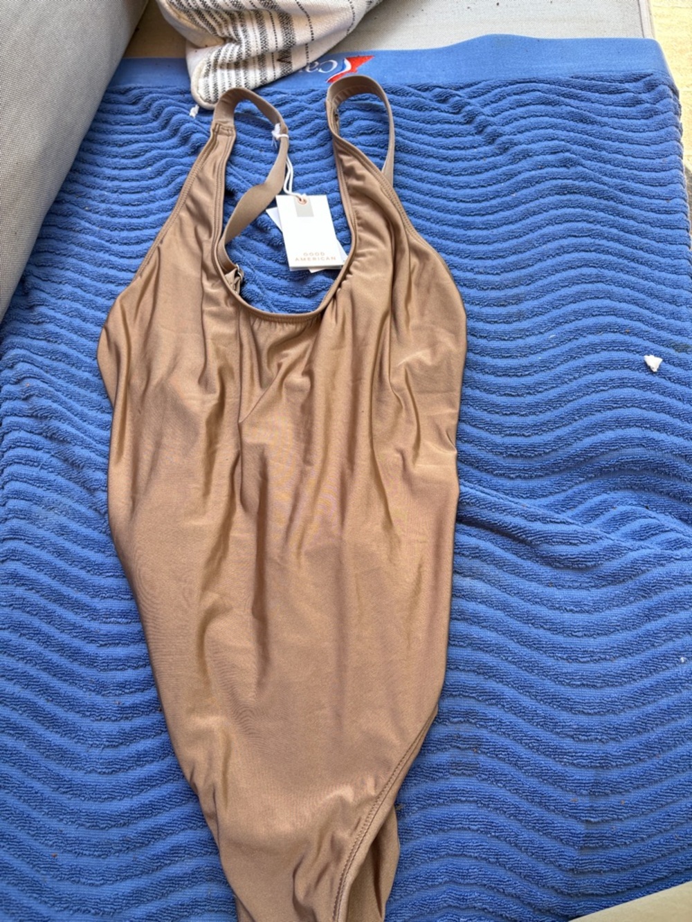 Good American Women's One-Piece Swimsuit in Tan